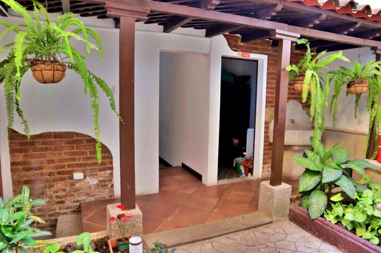 Hotel Posada El Arcangel Antigua Luaran gambar